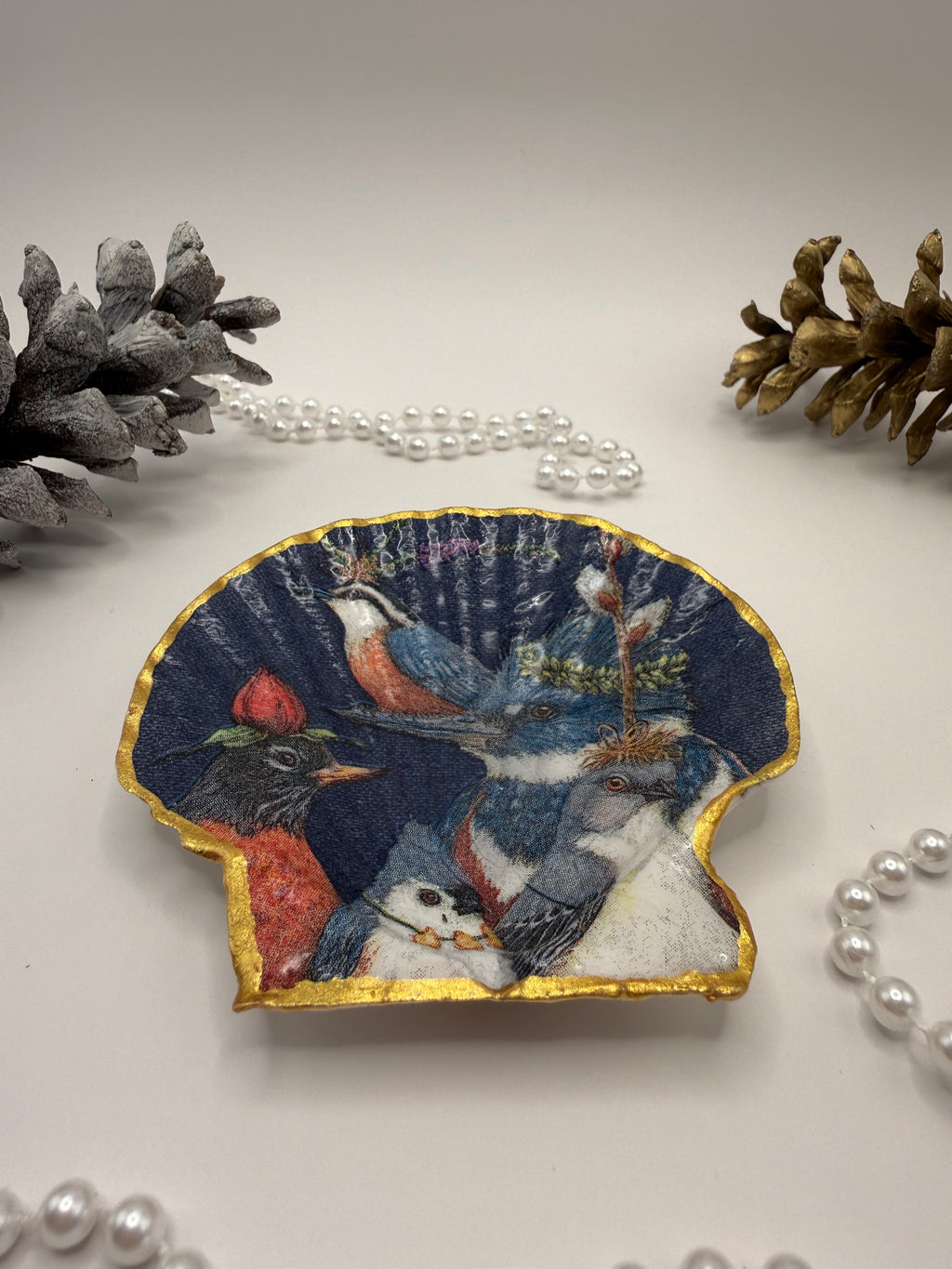 Scallop Trinket Tray - Fancy Feathers