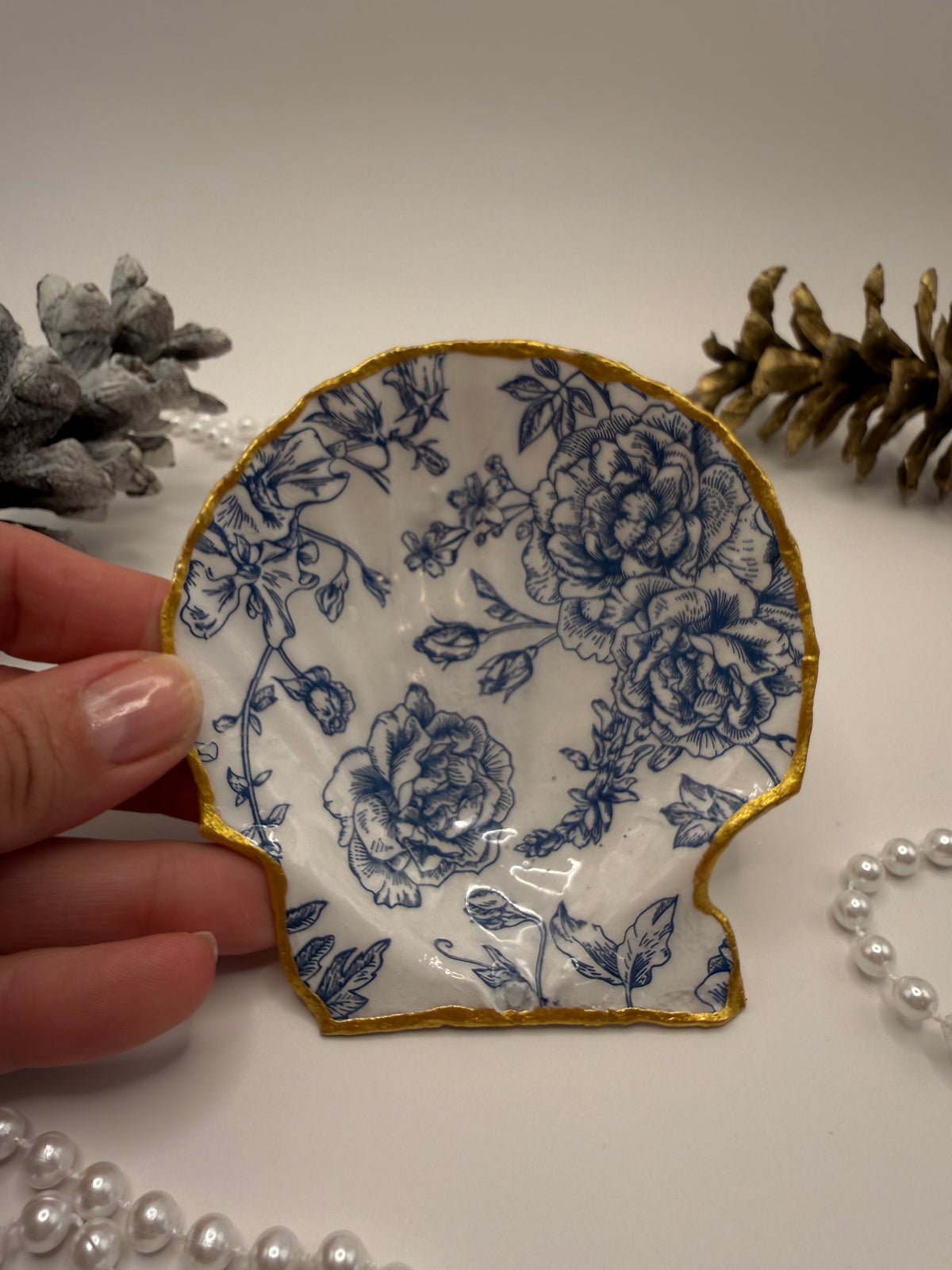 Scallop Trinket Tray - Blue & White French Toile