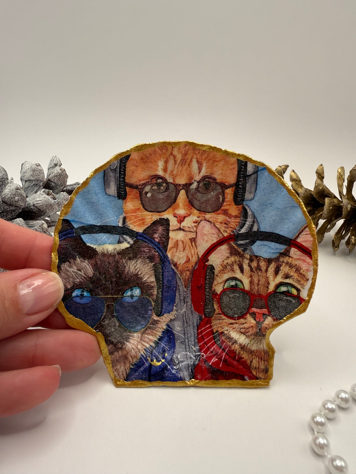 Scallop Trinket Tray - Cool Cats
