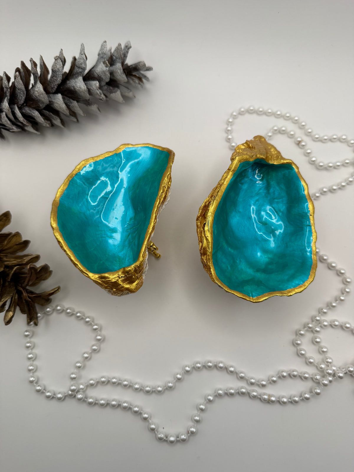 Oyster Trinket Tray with Stand – Tropical Turquoise