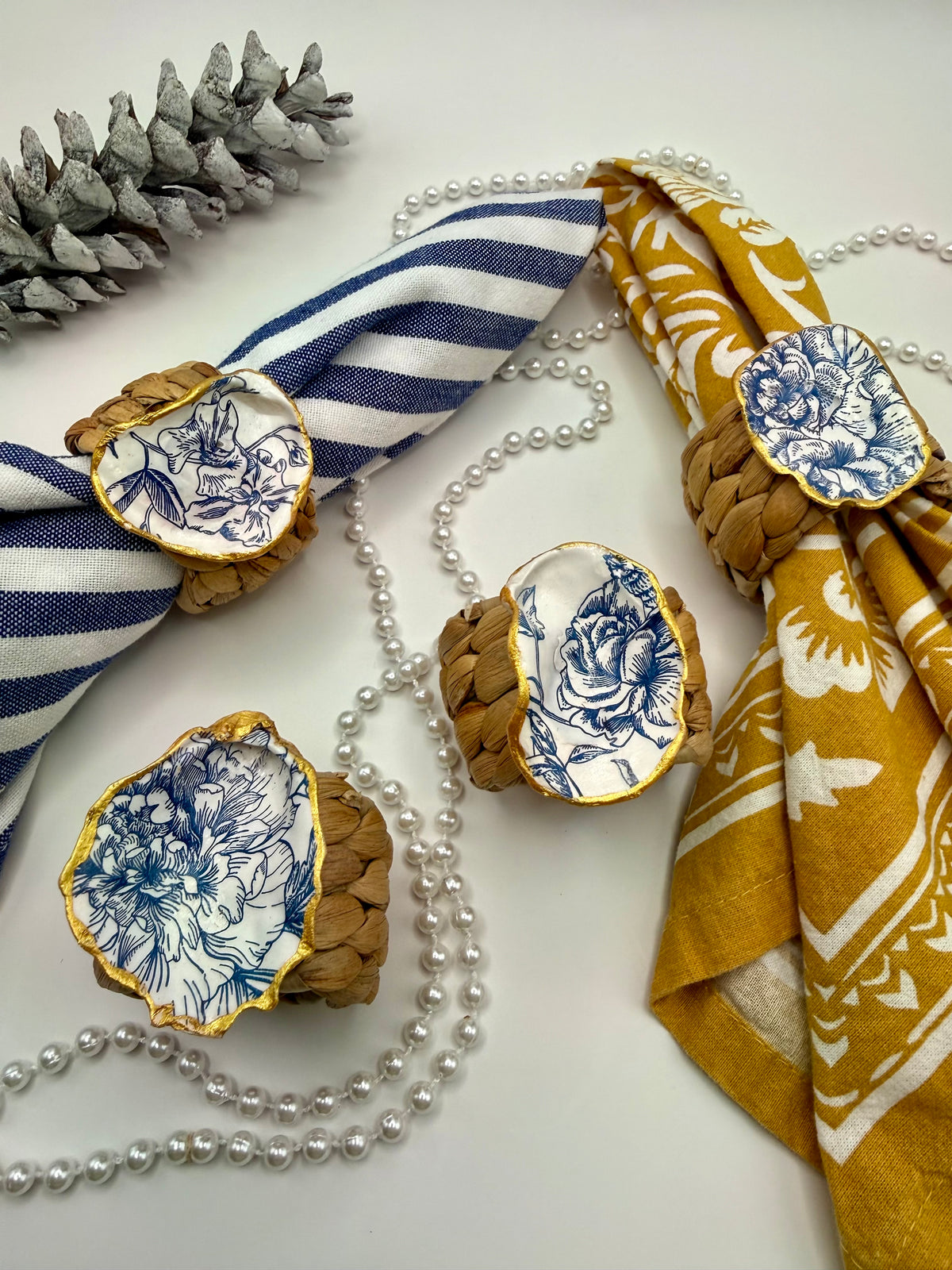Oyster Shell Napkin Ring – Blue & White French Toile