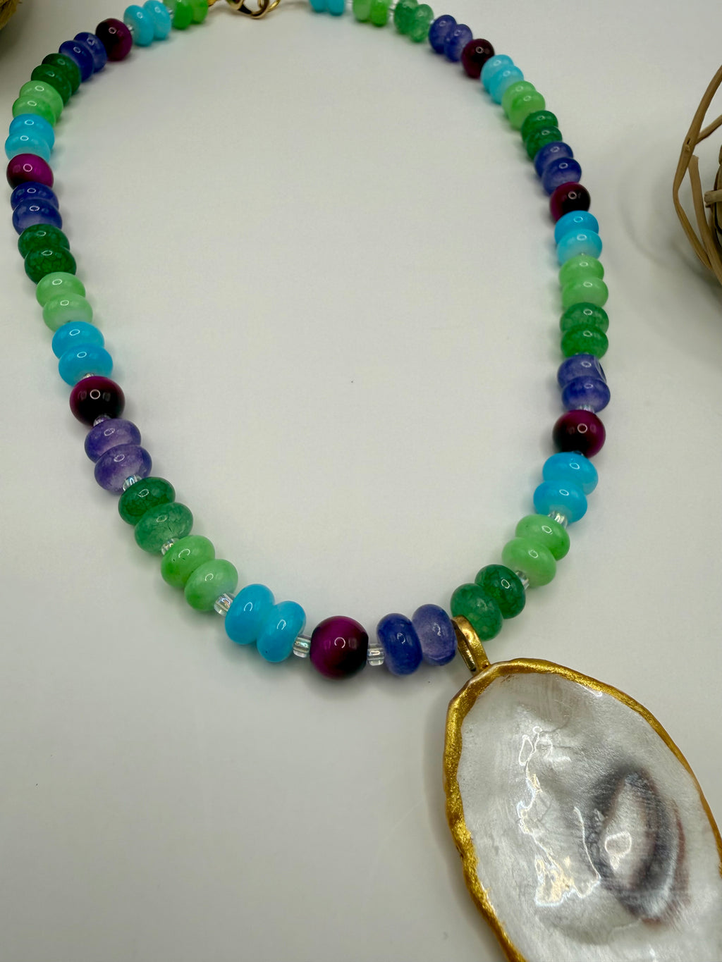 Oyster Shell Beaded Necklace – Jewel Tones