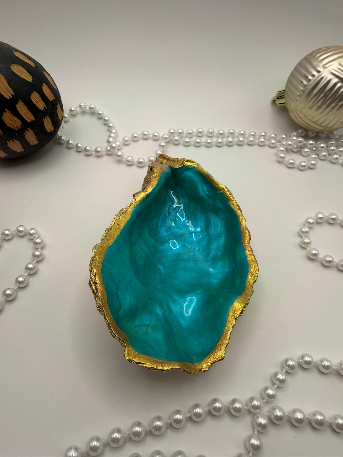 Oyster Trinket Tray with Stand – Tropical Turquoise