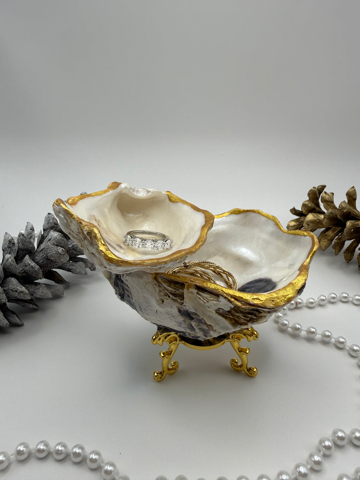 Double Oyster Trinket Tray – Natural