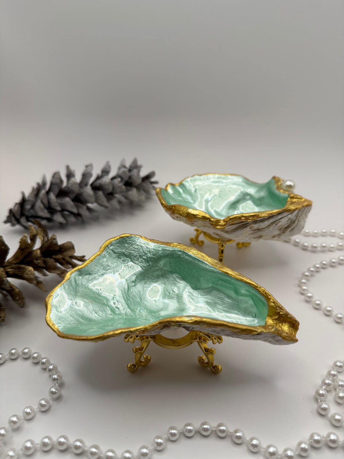 Oyster Trinket Tray with Stand – Sea Glass Green