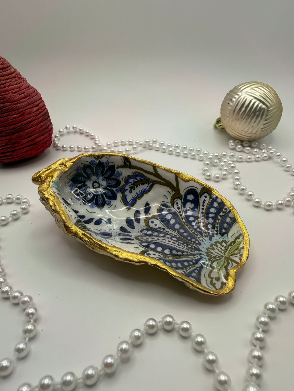 Oyster Trinket Tray - Indigo Blooms