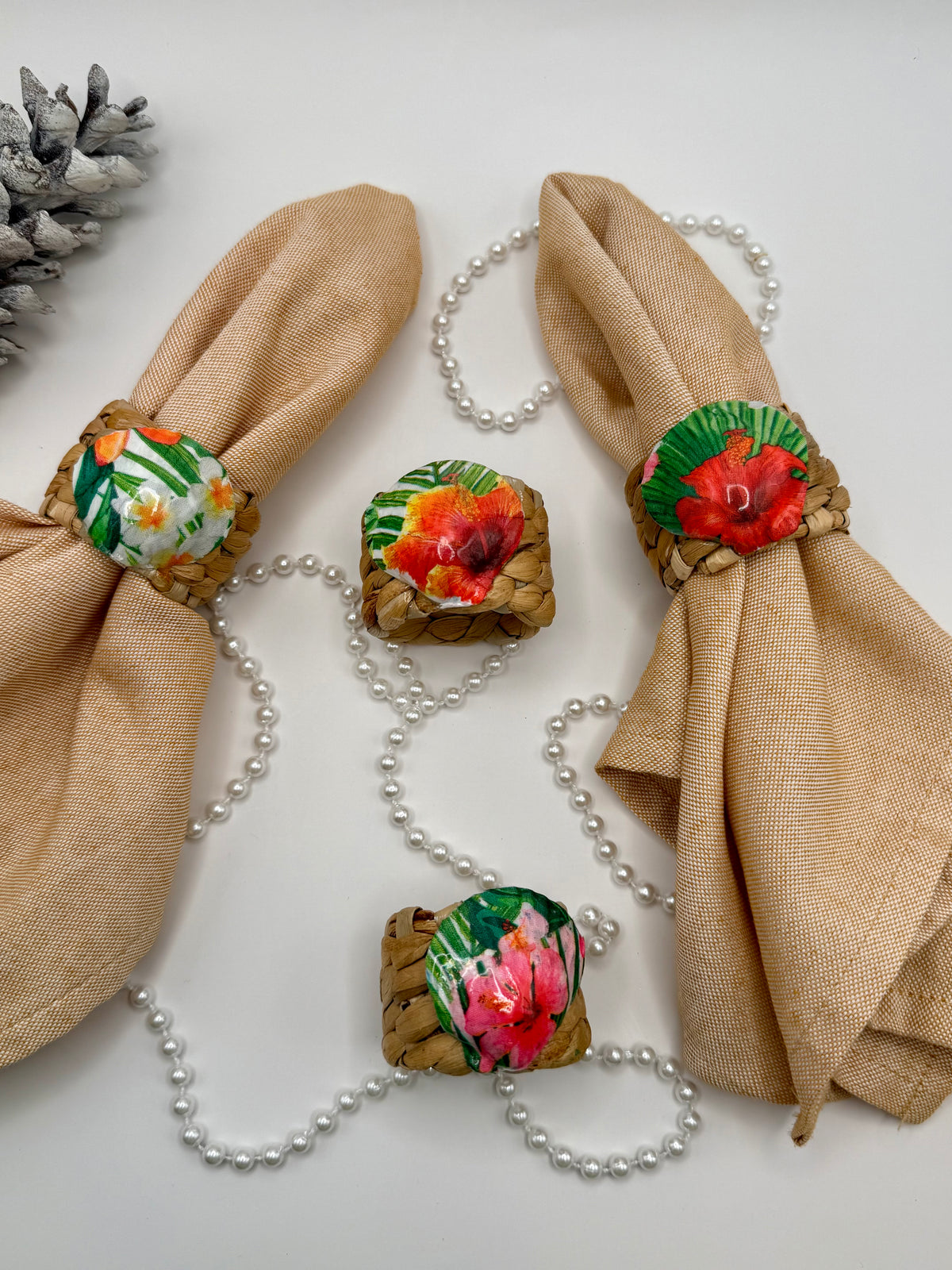 Oyster Shell Napkin Ring – Hawaiian Breeze
