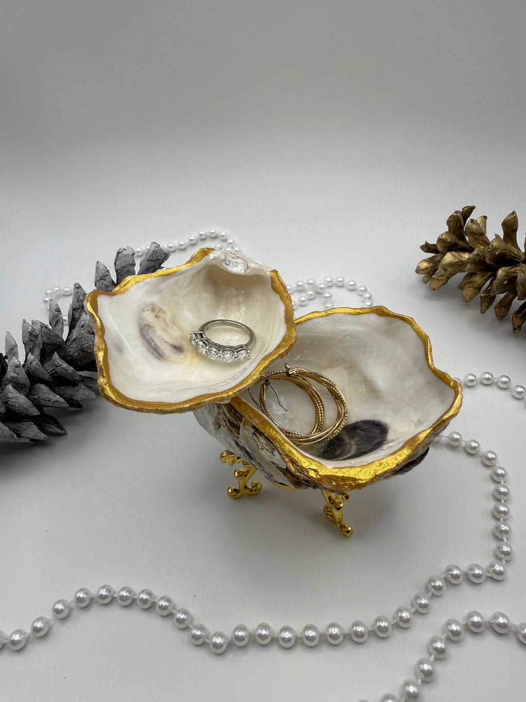 Double Oyster Trinket Tray – Natural