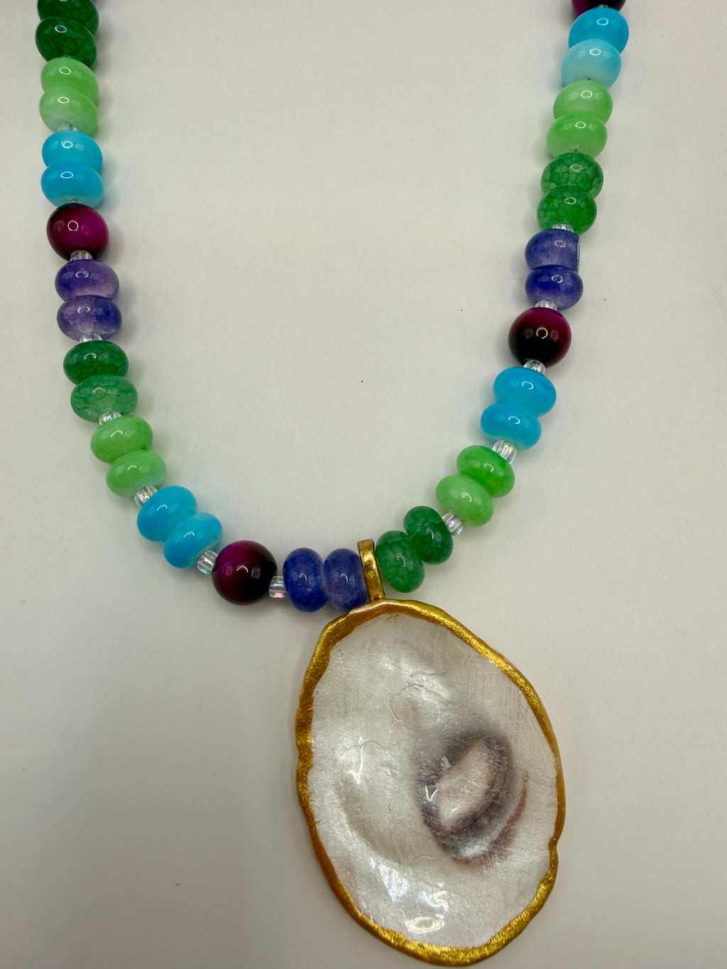 Oyster Shell Beaded Necklace – Jewel Tones