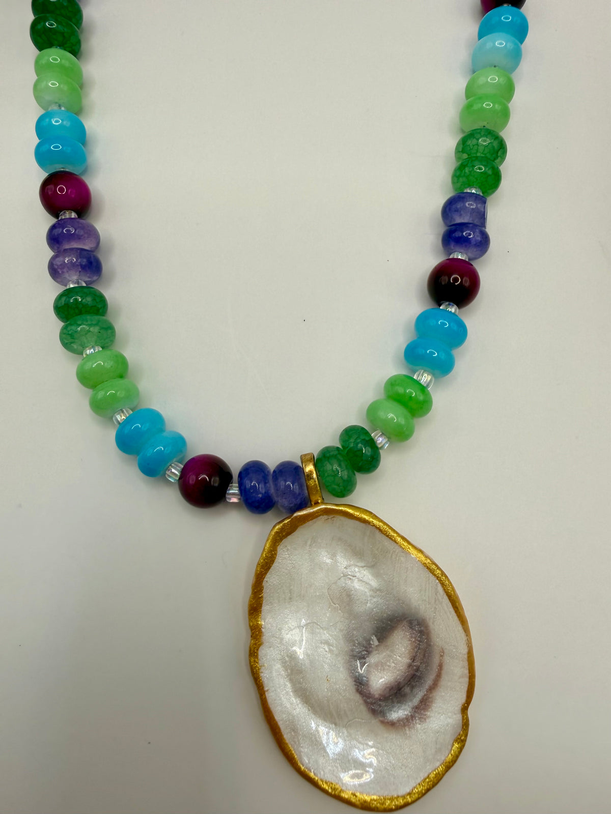 Oyster Shell Beaded Necklace – Jewel Tones