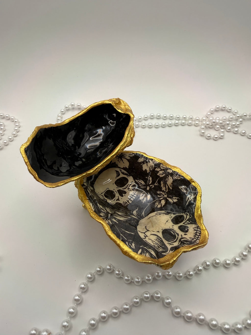 Double Oyster Trinket Tray – Skulls & Blooms