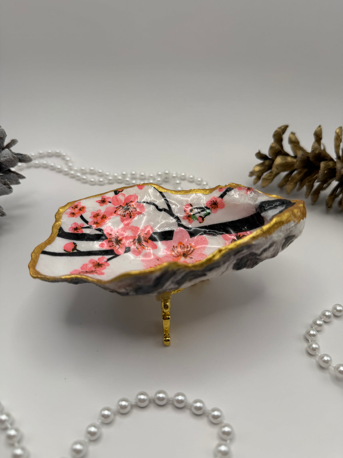 Oyster Trinket Tray with Stand – Cherry Blossom