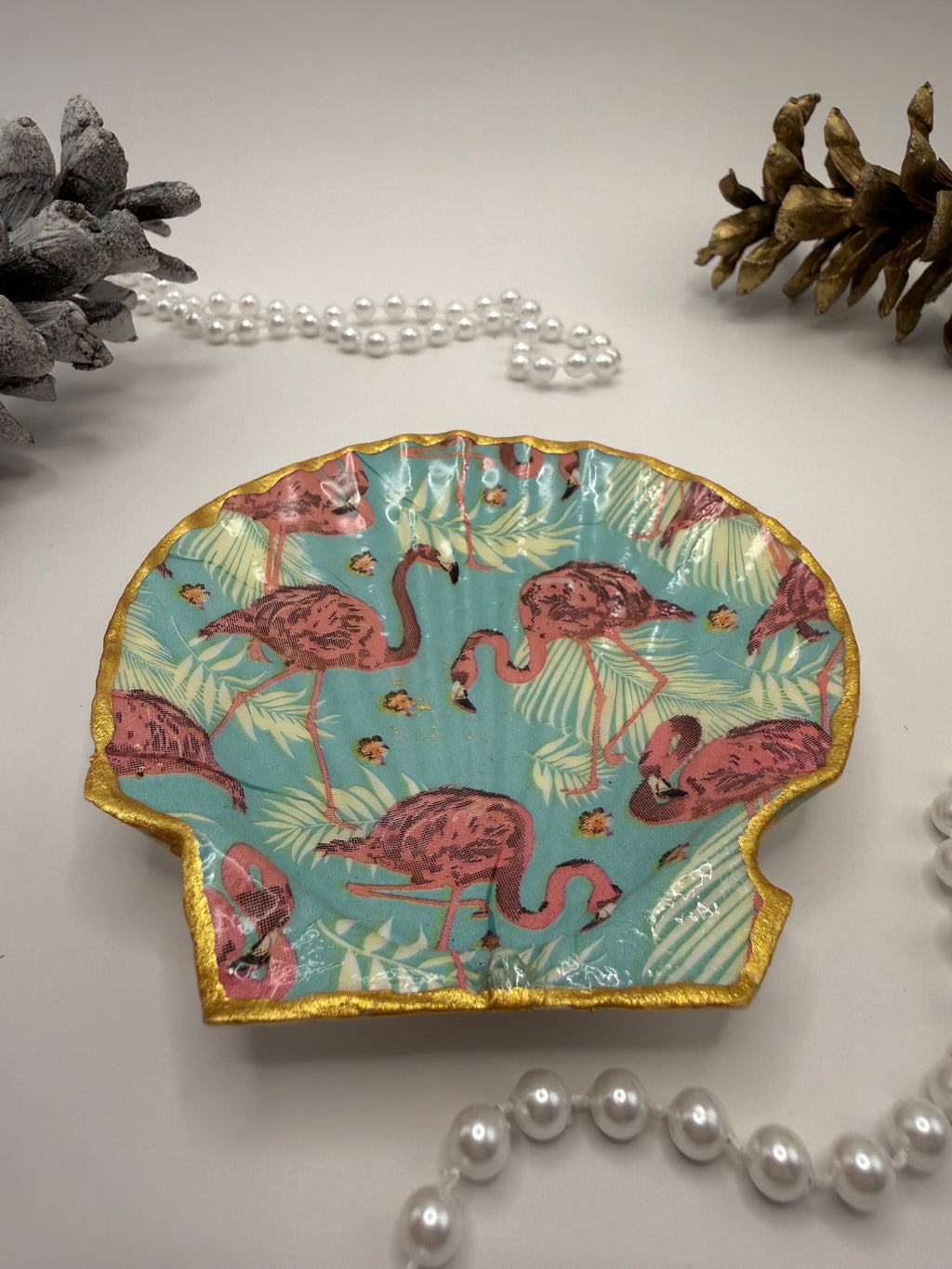 Scallop Trinket Tray - Tropical Flamingos