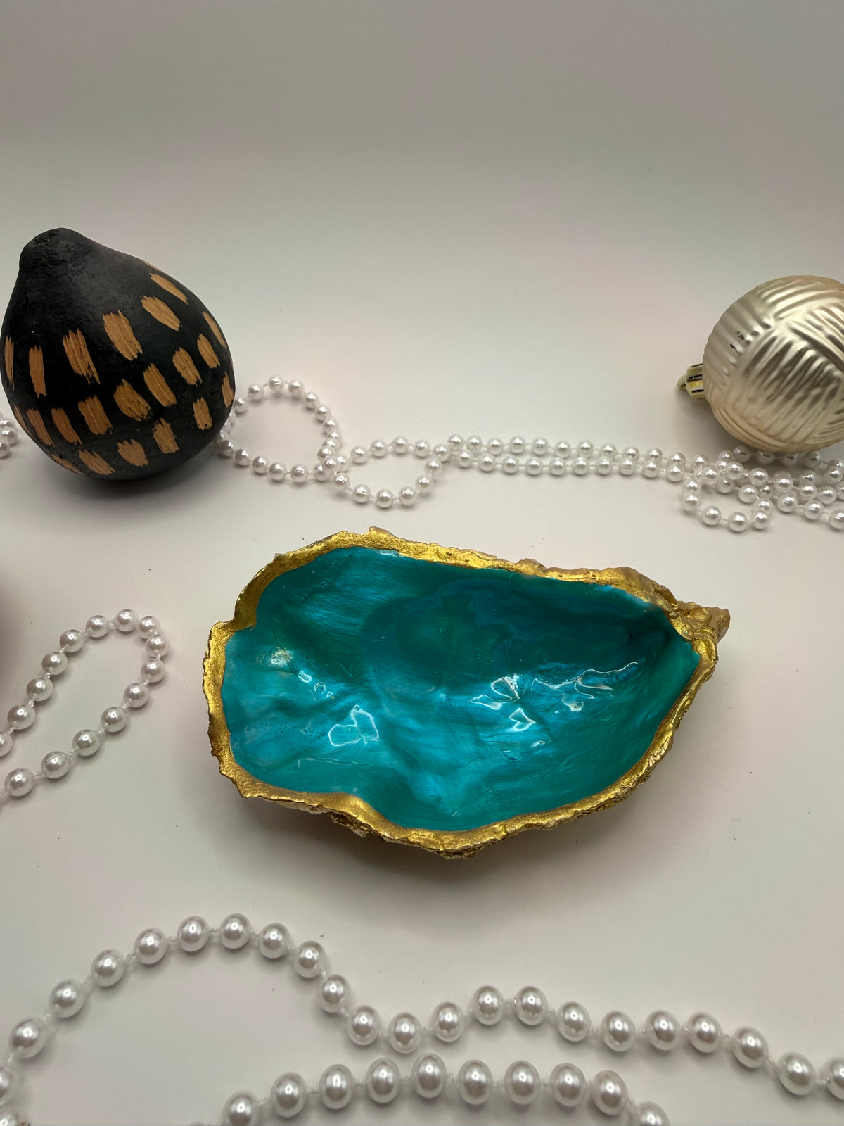 Oyster Trinket Tray with Stand – Tropical Turquoise