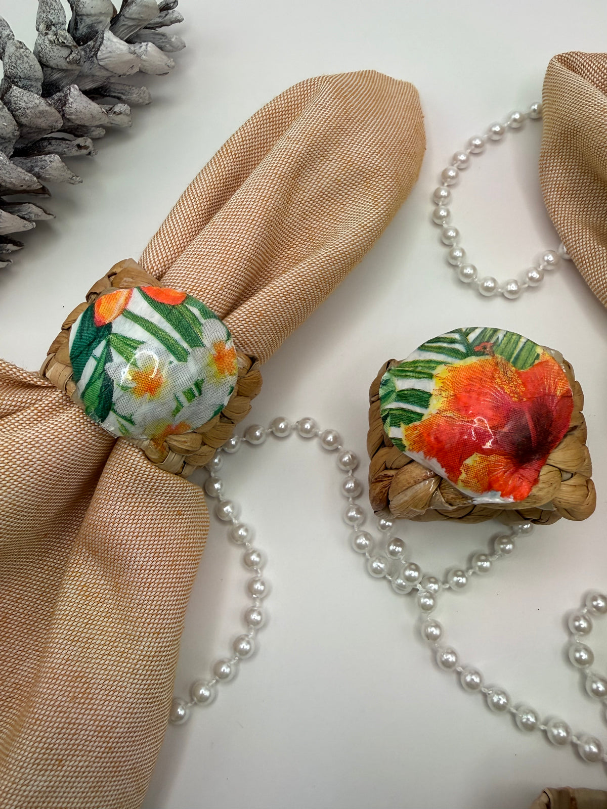 Oyster Shell Napkin Ring – Hawaiian Breeze