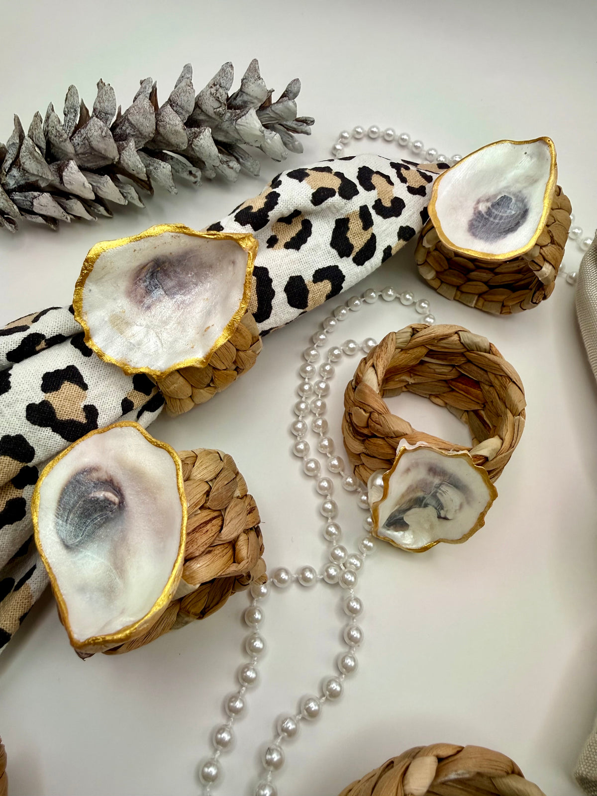 Oyster Shell Napkin Ring – Natural