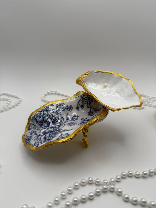 Double Oyster Trinket Tray – Blue & White French Toile