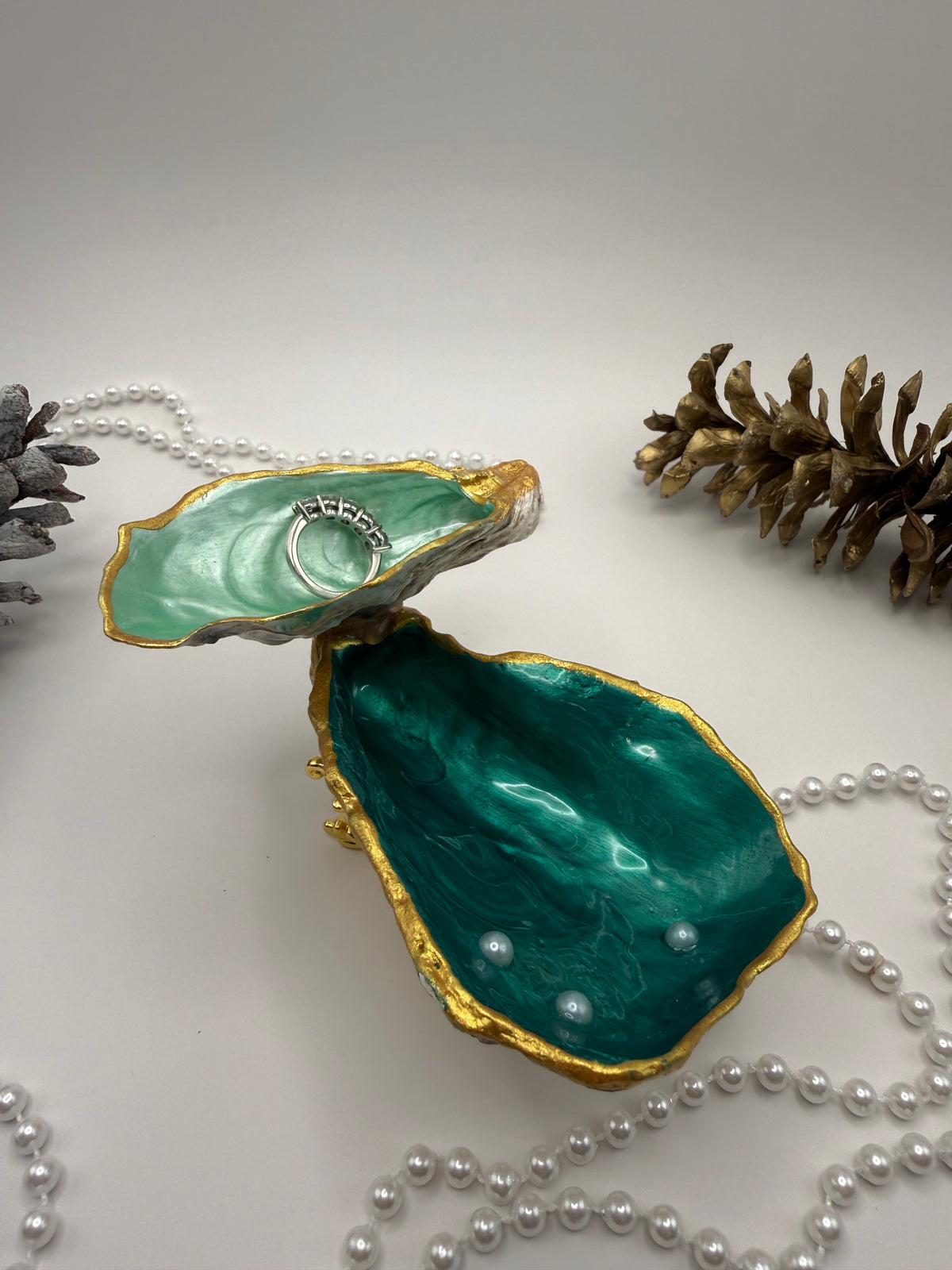 Double Oyster Trinket Tray – Emerald Green