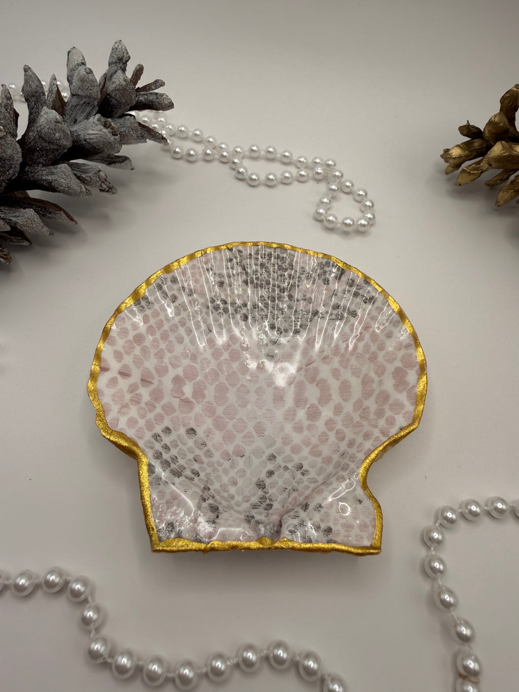 Scallop Trinket Tray - Pink Python
