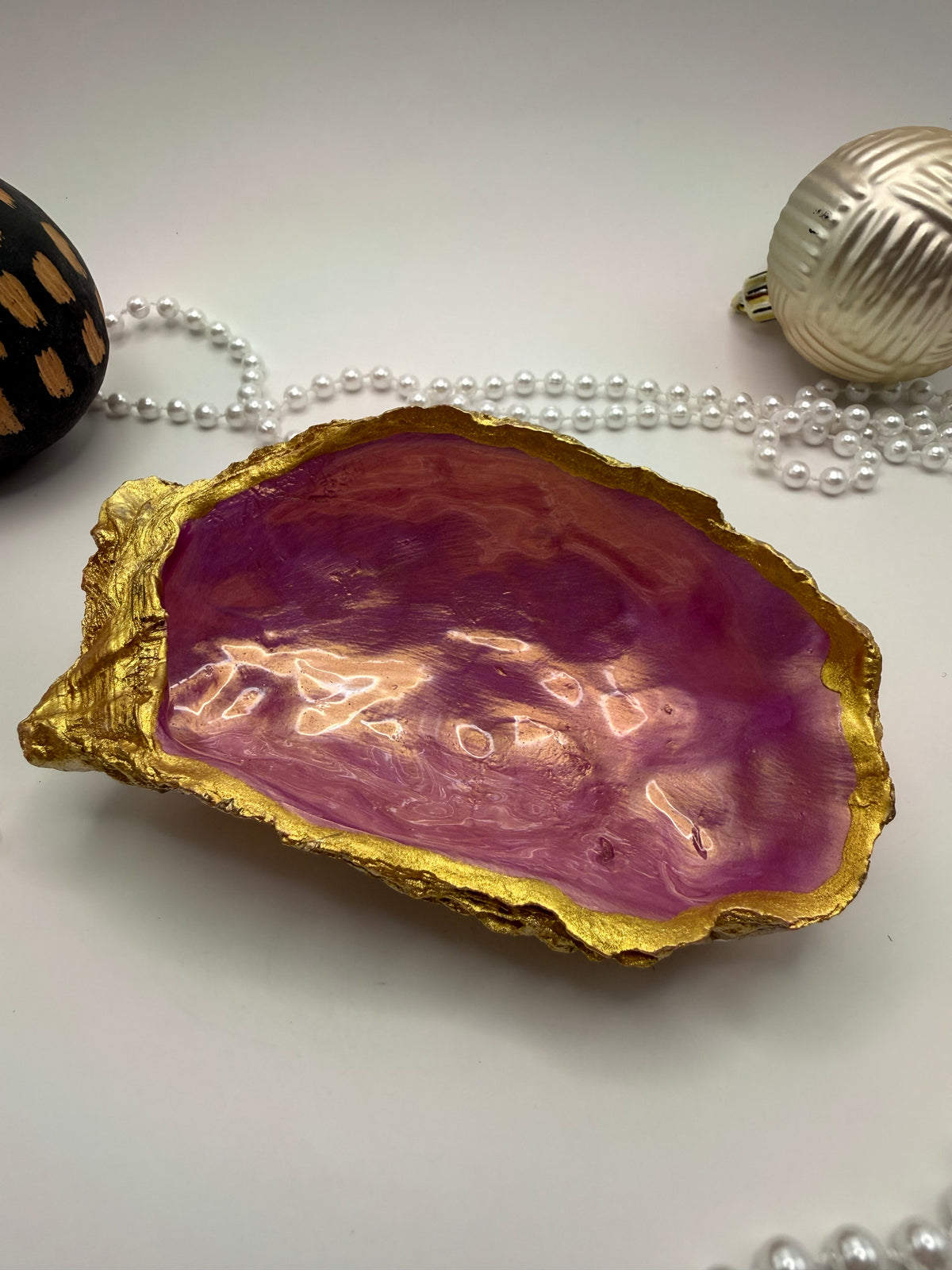 Oyster Trinket Tray – Metallic Fuchsia