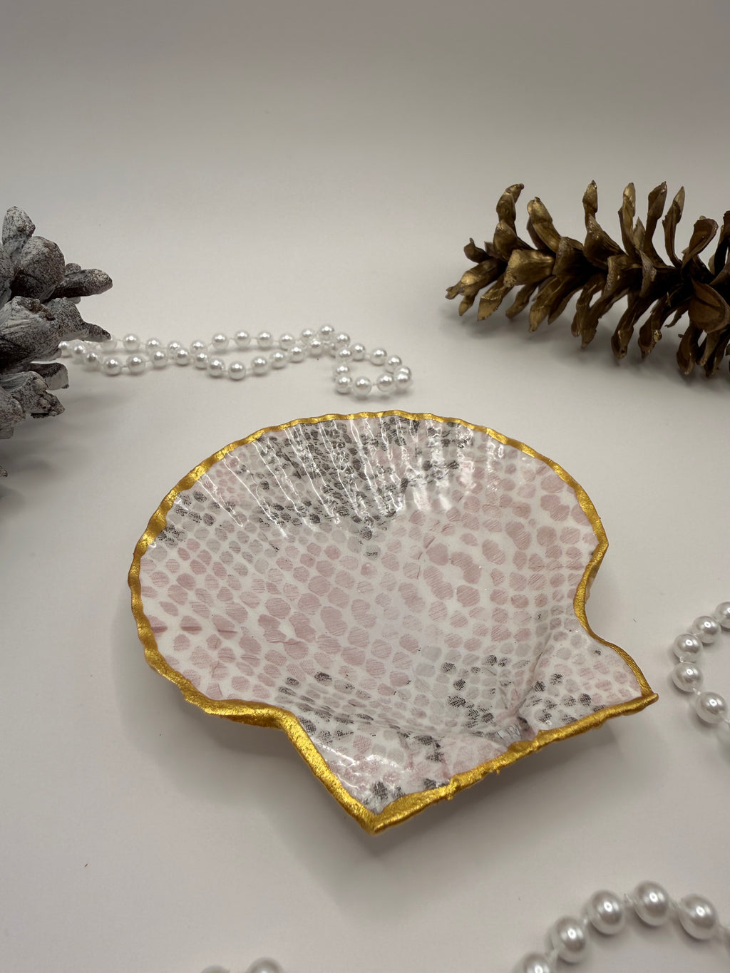 Scallop Trinket Tray - Pink Python