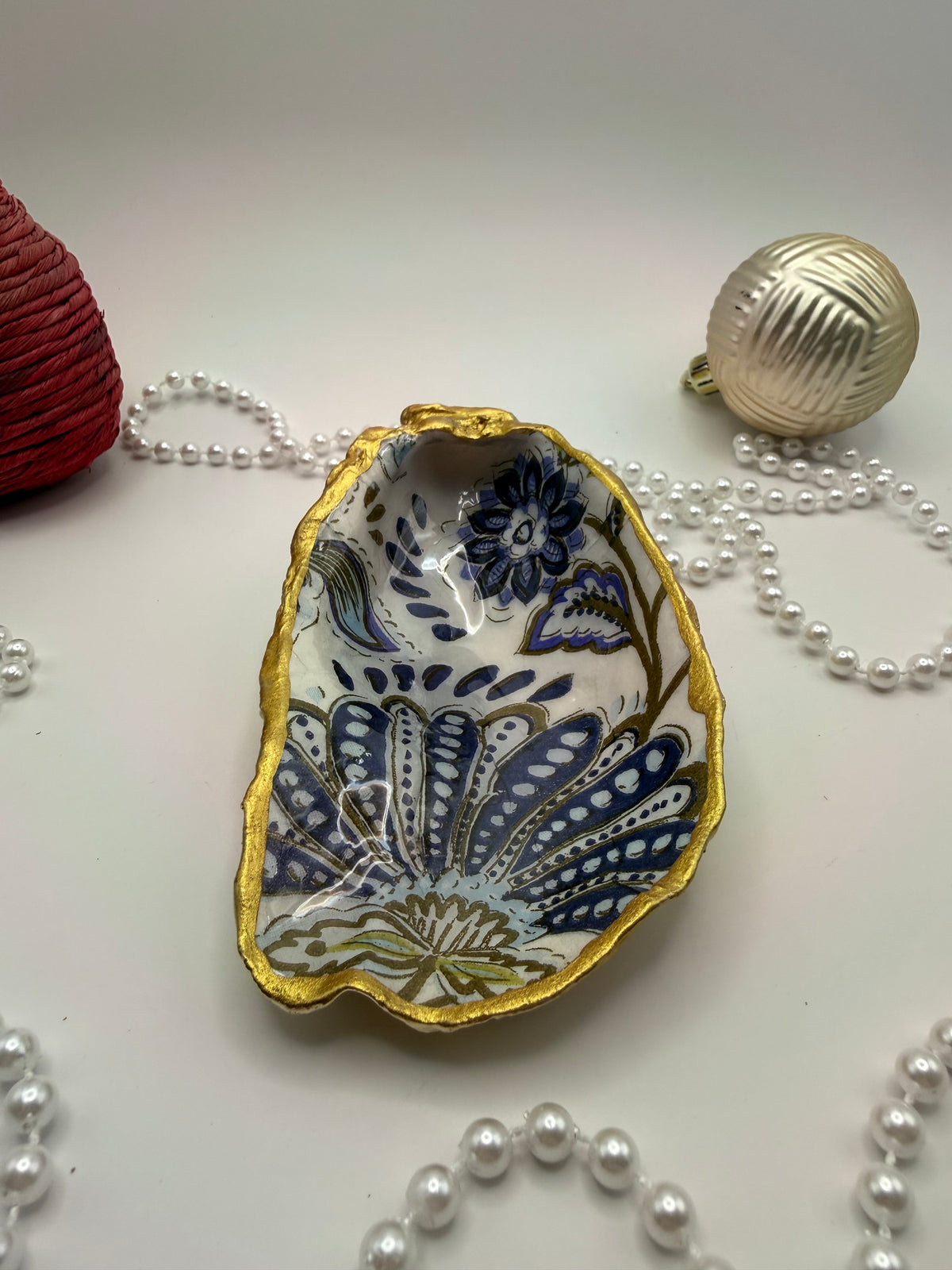 Oyster Trinket Tray - Indigo Blooms