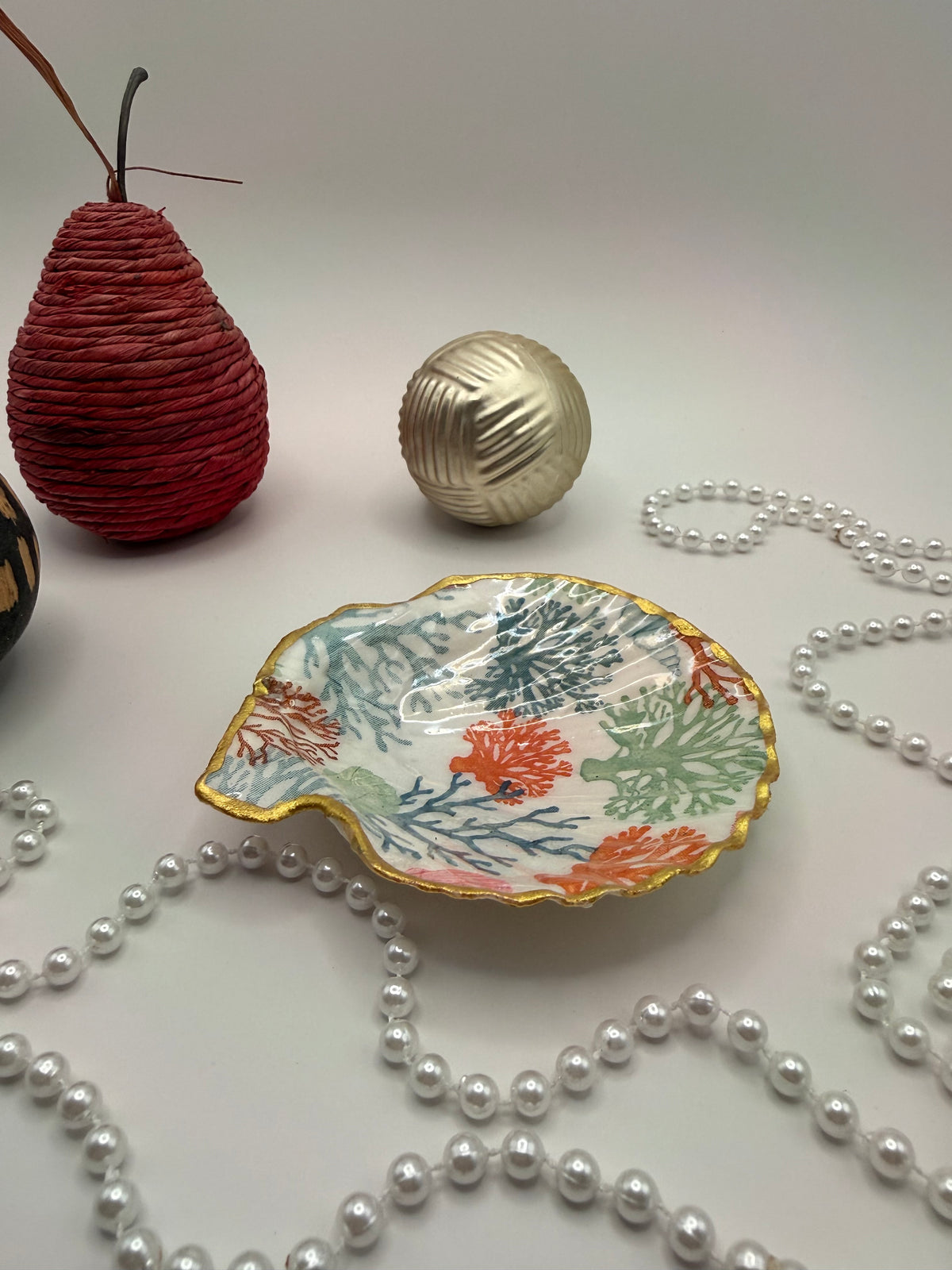 Scallop Trinket Tray - Coral Reef
