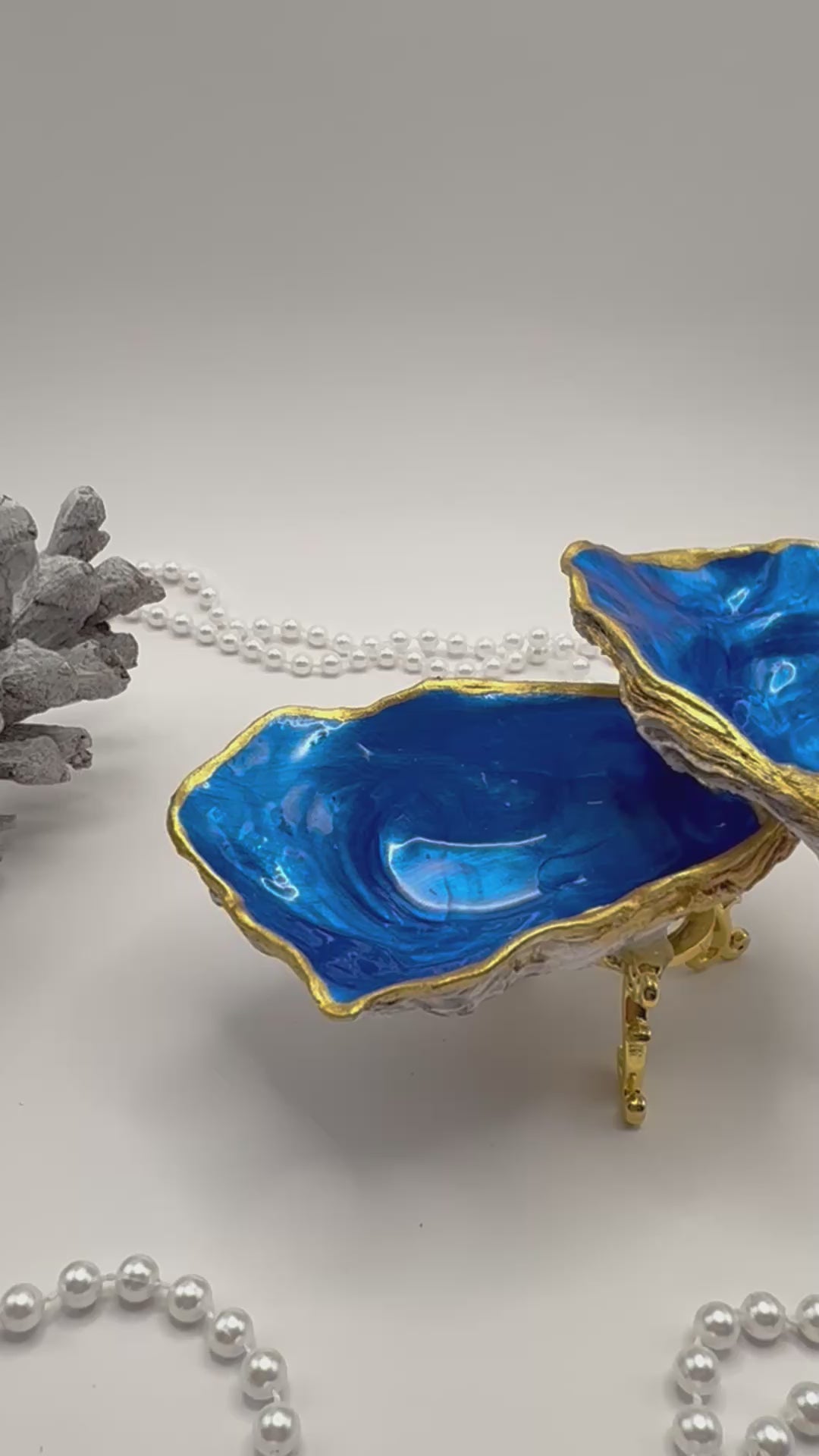 Double Oyster Trinket Tray – Sapphire Blue