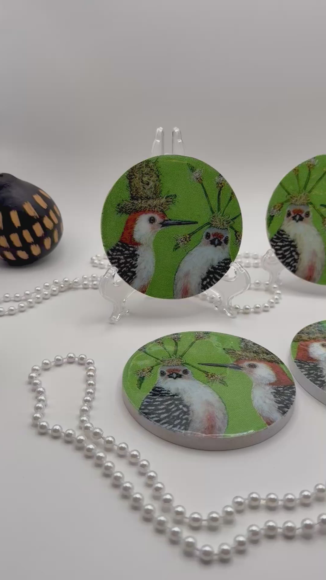 Wood Coaster – Feathered Friends Green