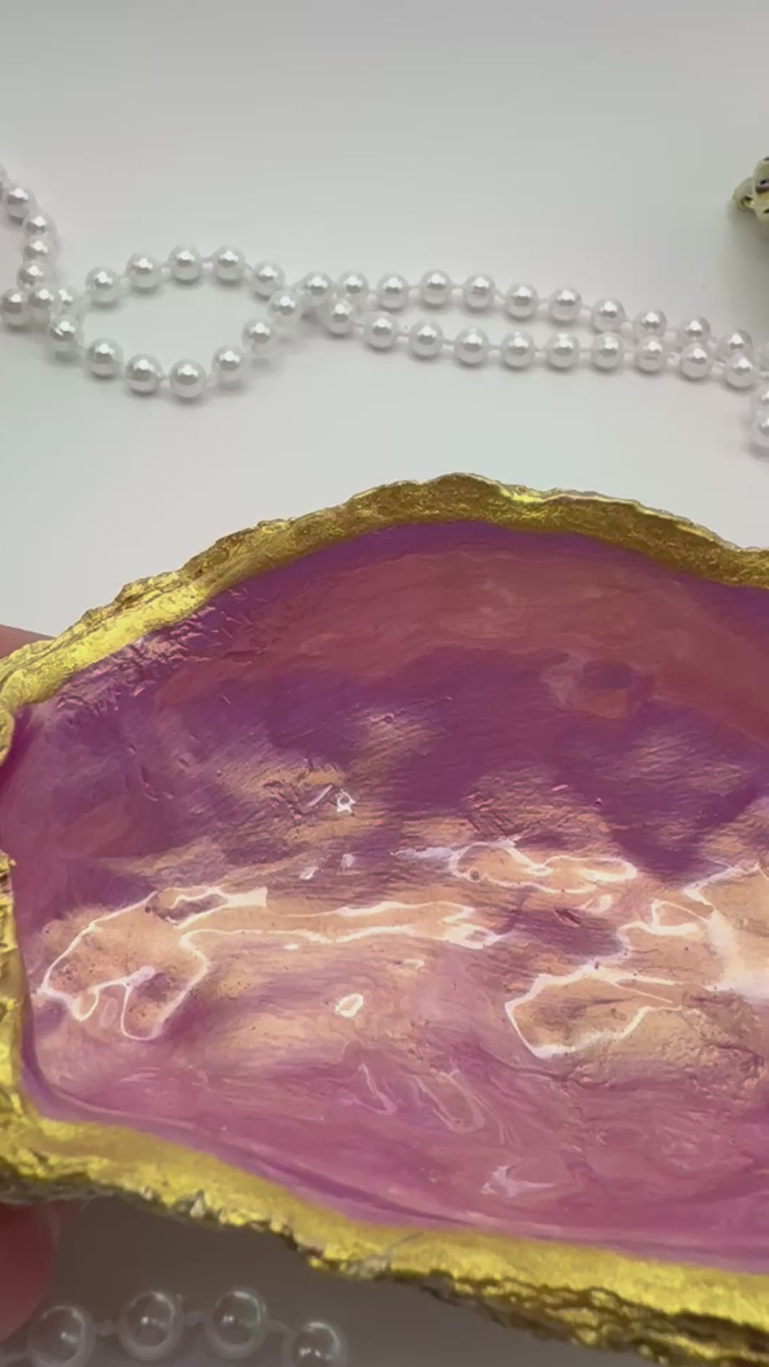 Oyster Trinket Tray – Metallic Fuchsia