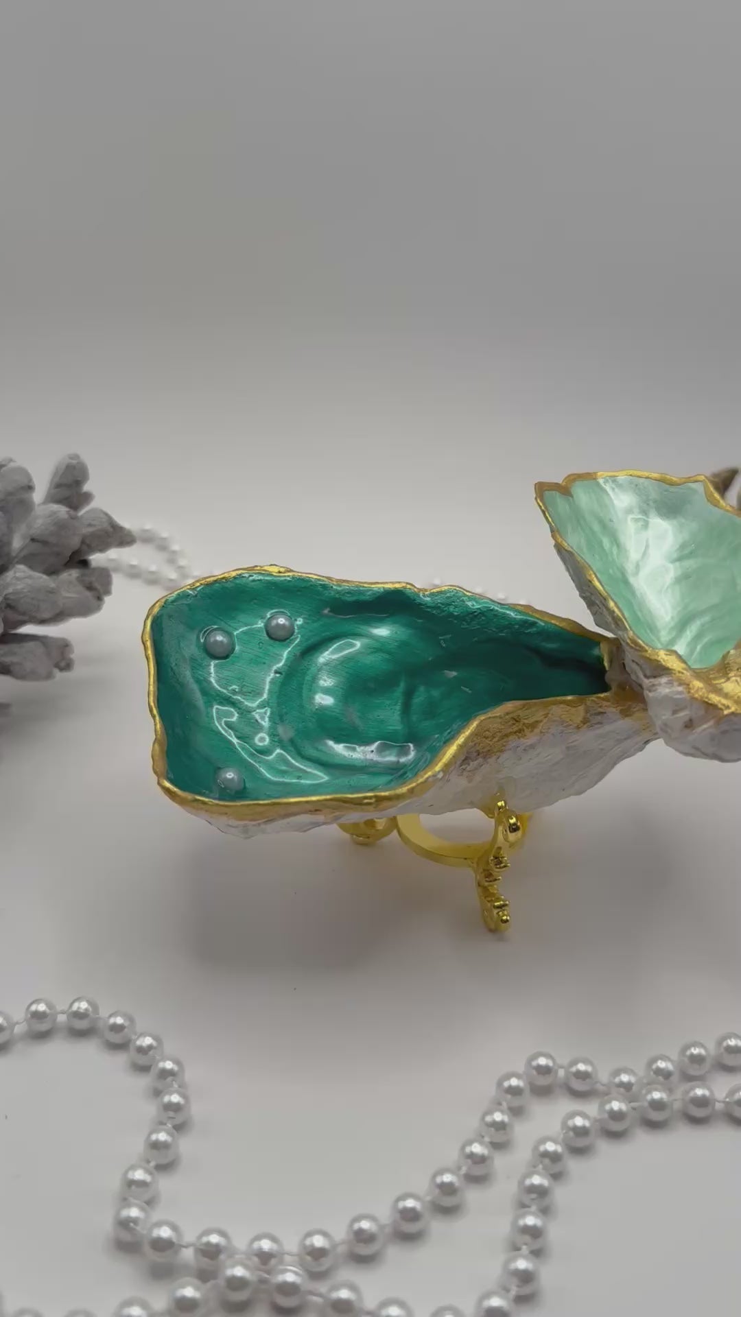 Double Oyster Trinket Tray – Emerald Green